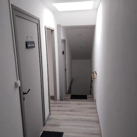 Les Hirondelles Maison Avec Piscine 5 Personnes *